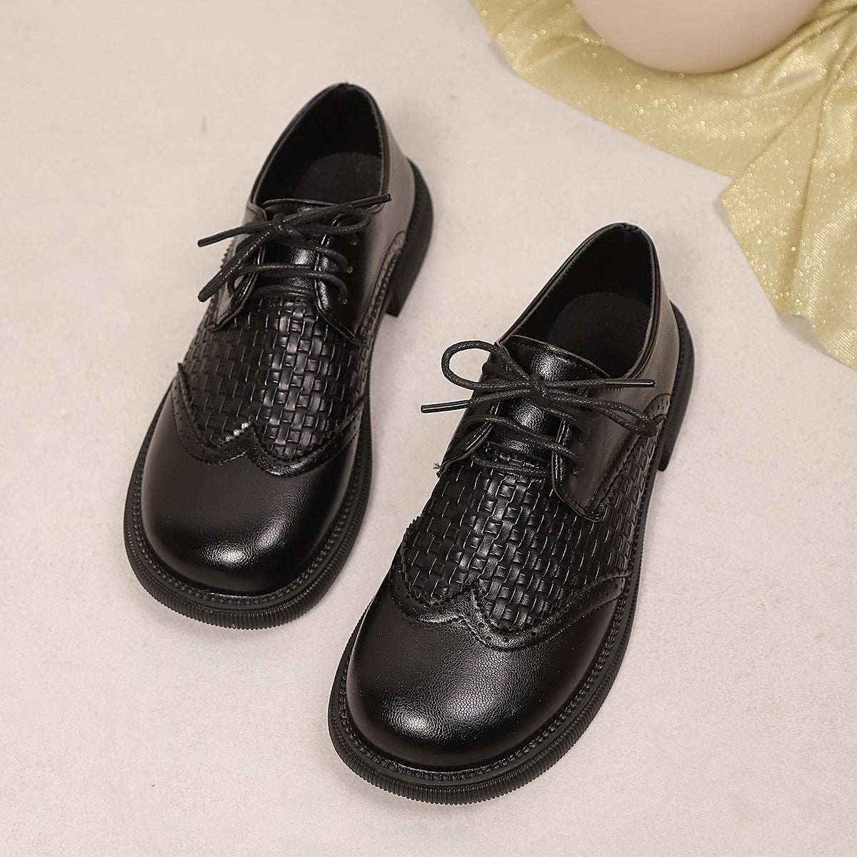 Mid Heel Lace-up Mesh Breathable Stylish Leather Shoes