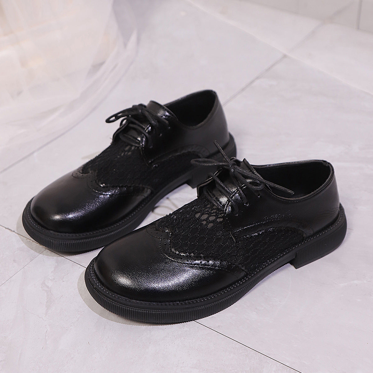 Mid Heel Lace-up Mesh Breathable Stylish Leather Shoes